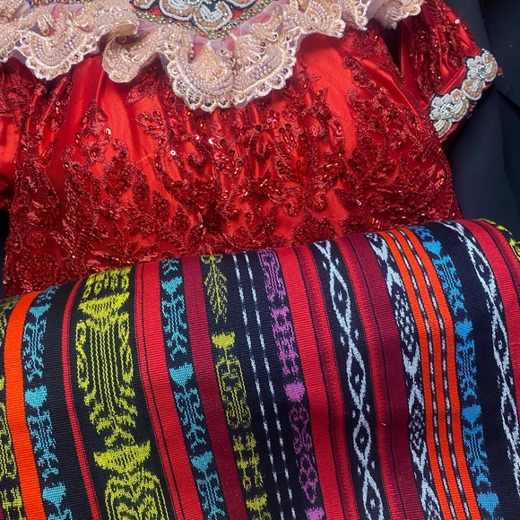 Trajes típicos de Guatemala Corte de 8 varas corte fino - Picture 7 of 9